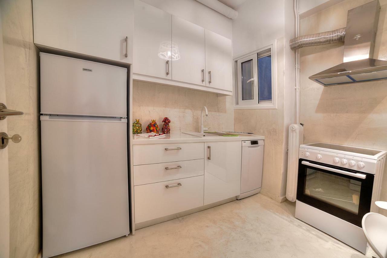 Unique Apartment In Glyfada Center Athen Eksteriør billede