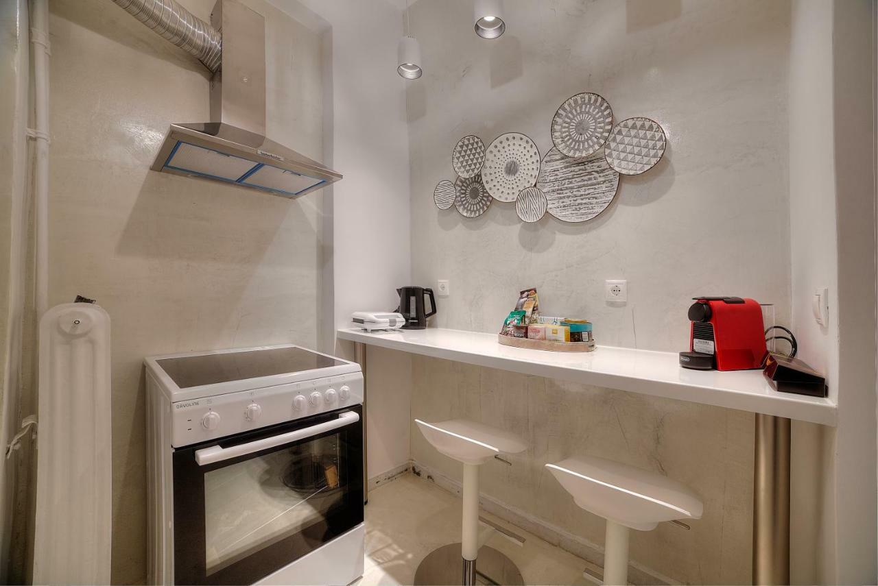 Unique Apartment In Glyfada Center Athen Eksteriør billede