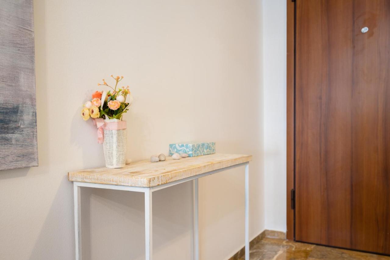 Unique Apartment In Glyfada Center Athen Eksteriør billede